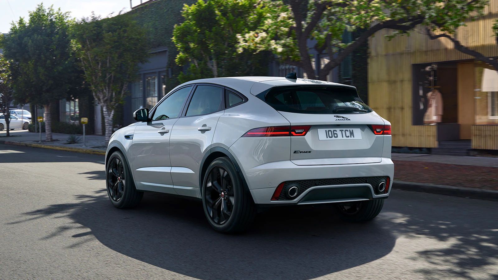 Jaguar кроссовер e Pace 2021