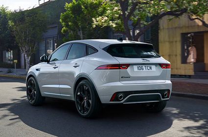 КОМПЛЕКТАЦИИ JAGUAR E‑PACE
